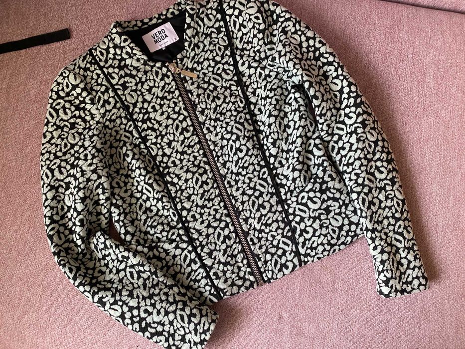 Sacou modern cu fermoar si pattern marime S femei