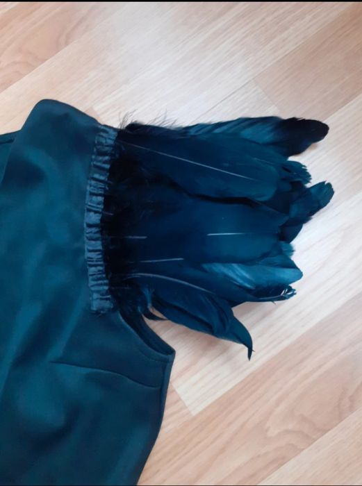 Salopeta cambrata cu pene