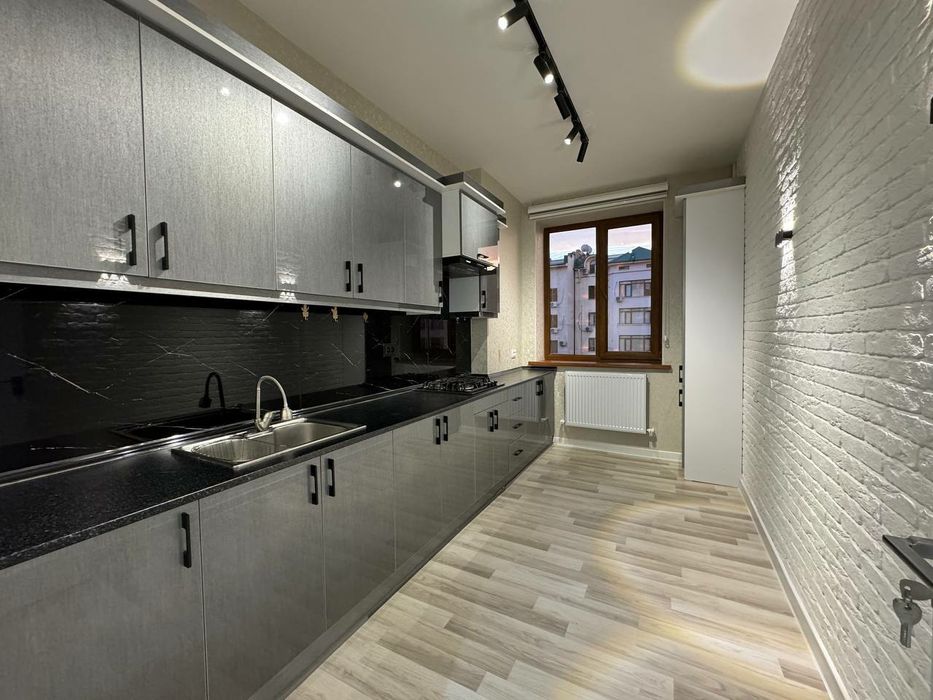 Дружба Народов Чакар Коратош 3 хонали