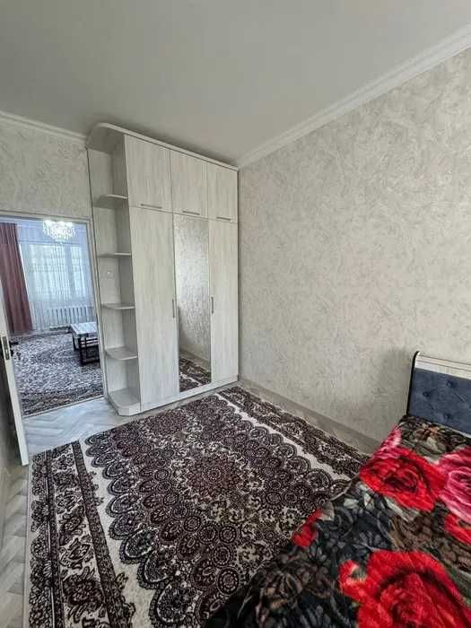 Б4  Сдаётся квартира 2/1/4 на Мирзо-Улугбеке, ор-р Карасу!