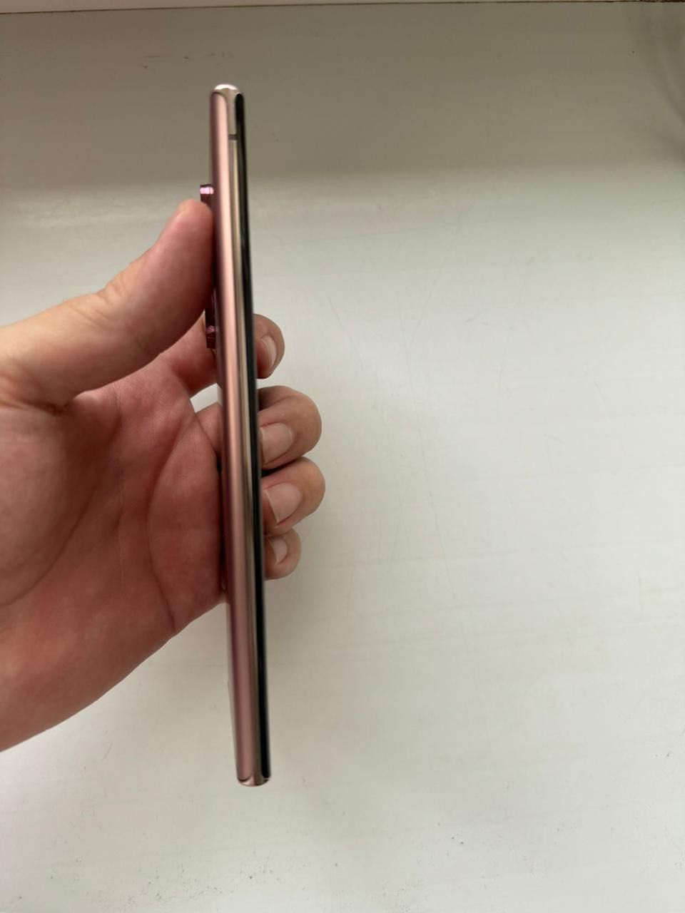 Продам телефон Продам Samsung Galaxy Note 20 Ultra 5G 12/256 Bronze