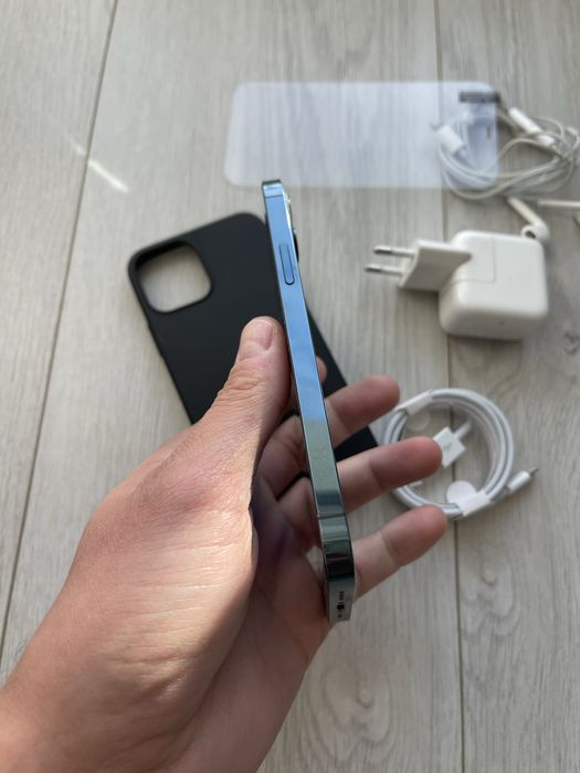 • Iphone 12 Pro • BATERIE 100% •