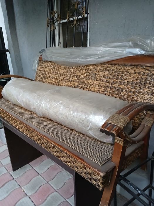 Комод ротанговый.Диван ротанговый-40000т.