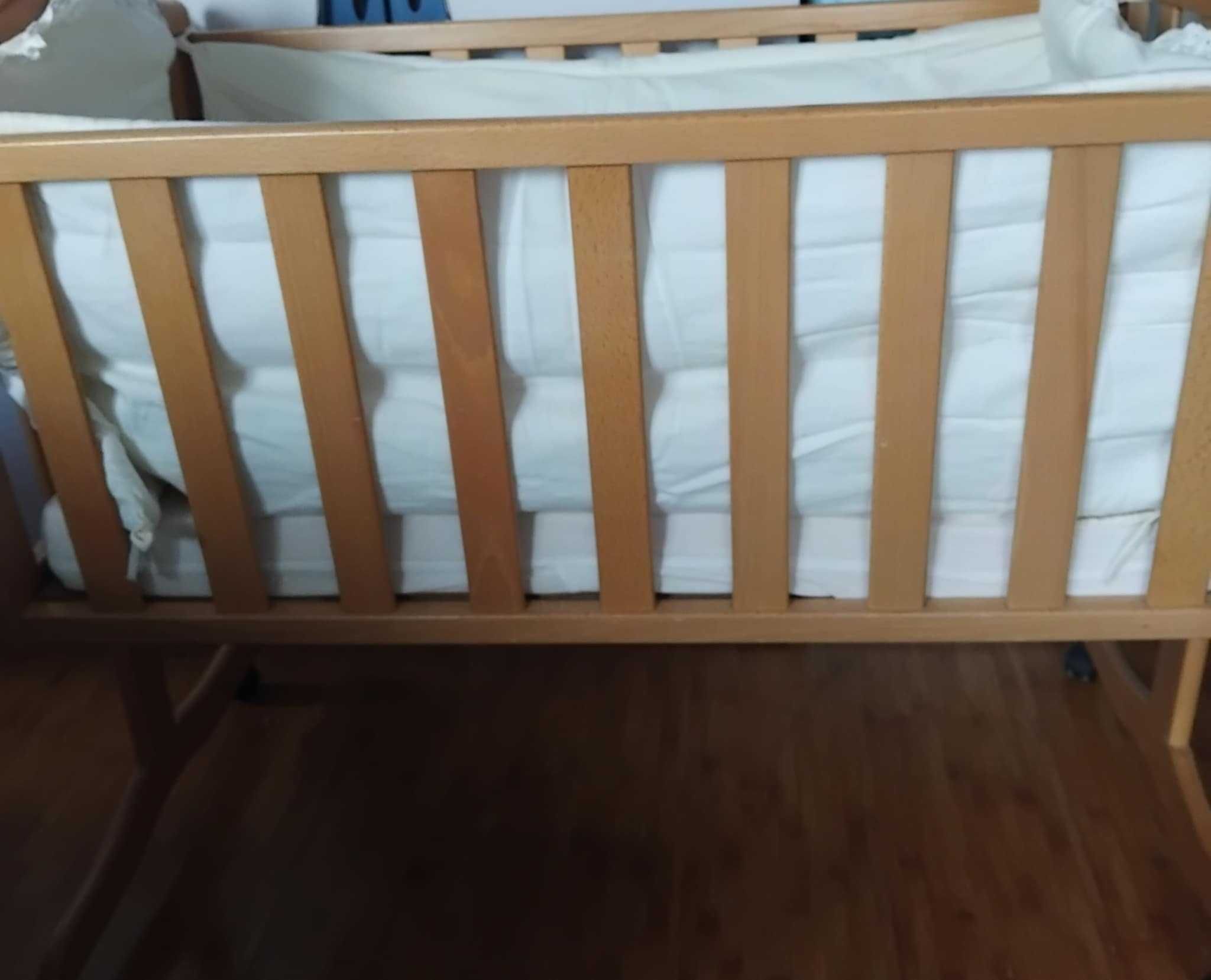 Pătuț..căruț și premergător bebe