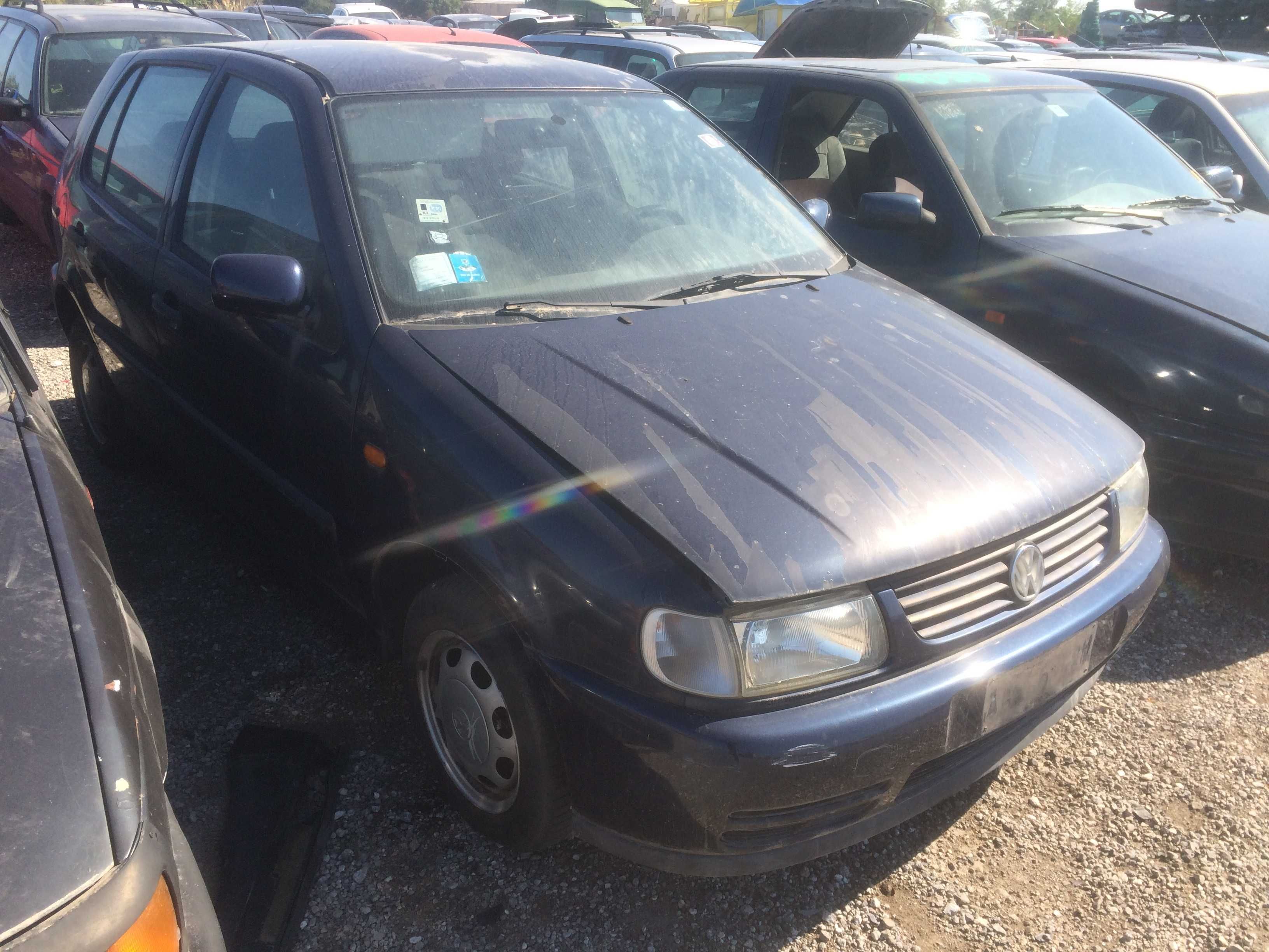 На части! VW Polo 1.6