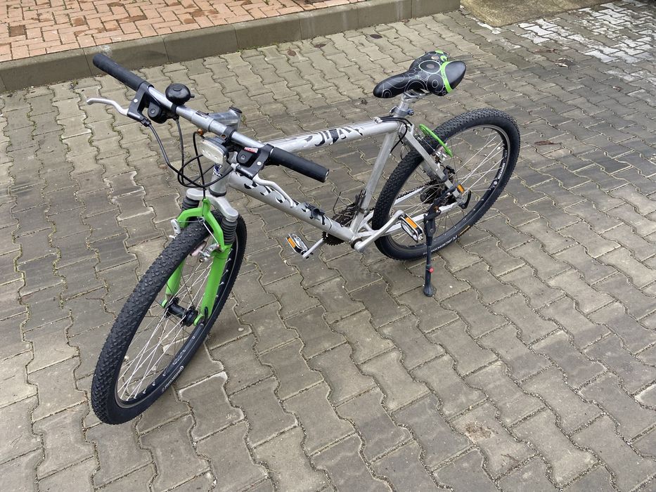 Bicicleta MTB de munte