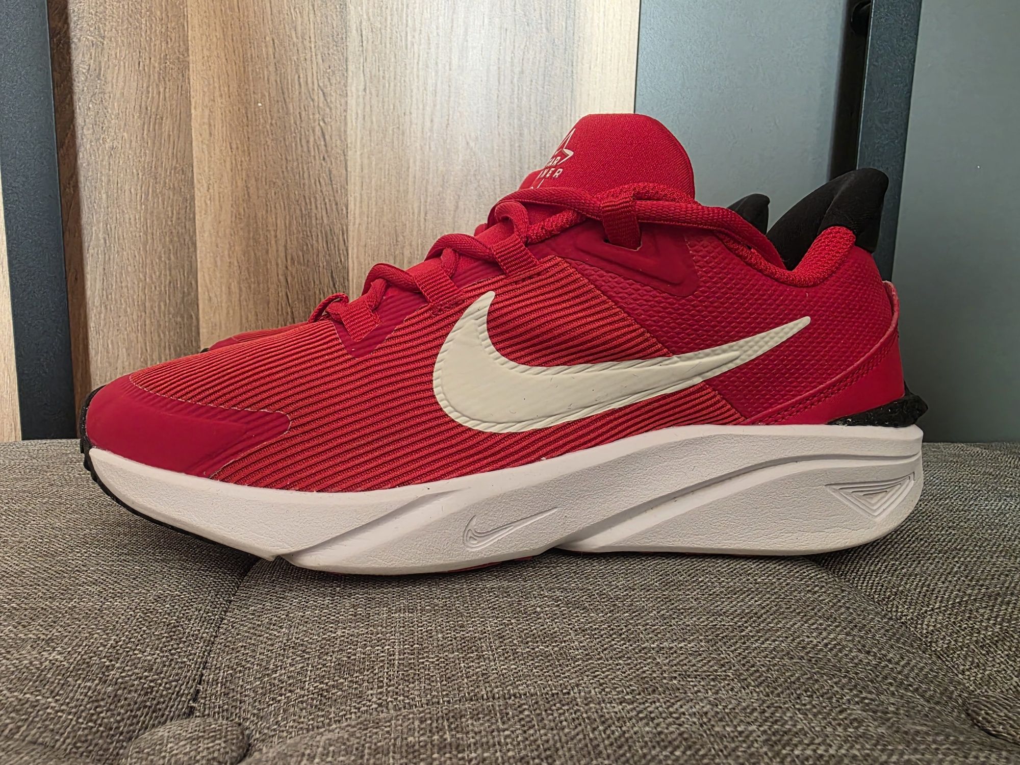 Дамски маратонки NIKE