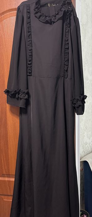 Черная платье новая
