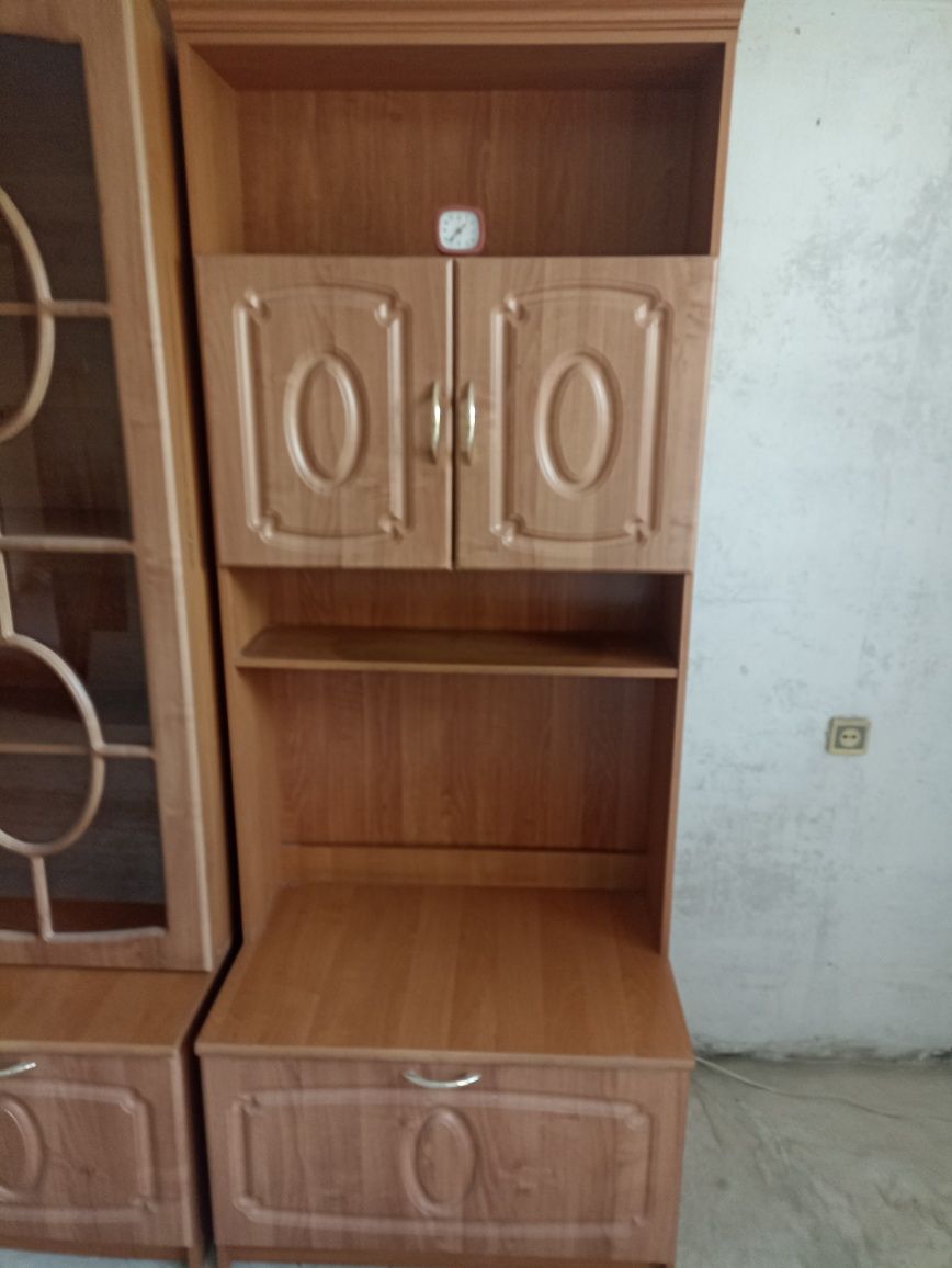 продам шкафы стенку в отличном состоянии