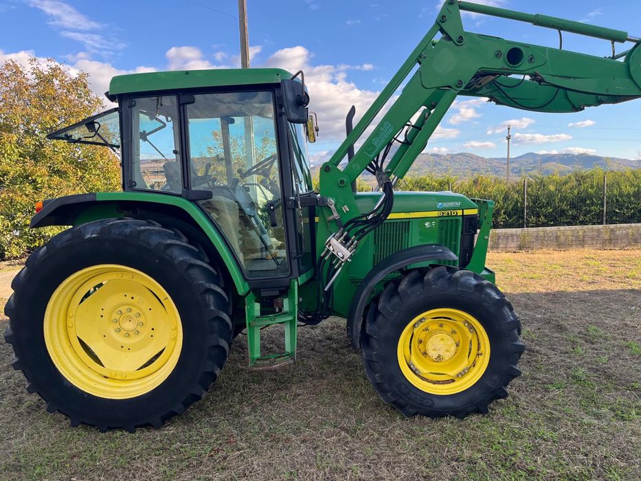Tractor John Deere 6210