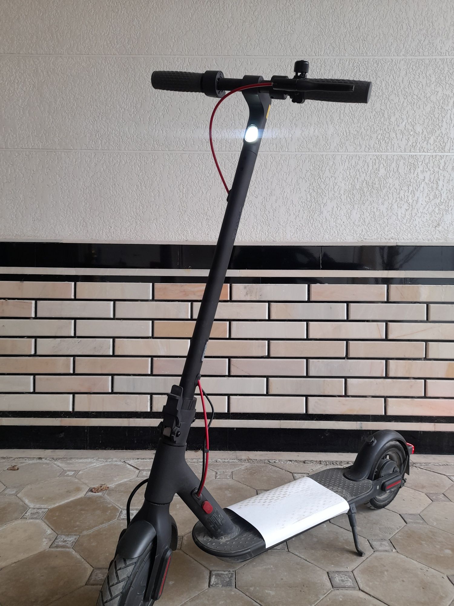 Xiaomi electric scooter 3 lite почти новый