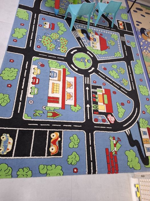 Продам детские ковры