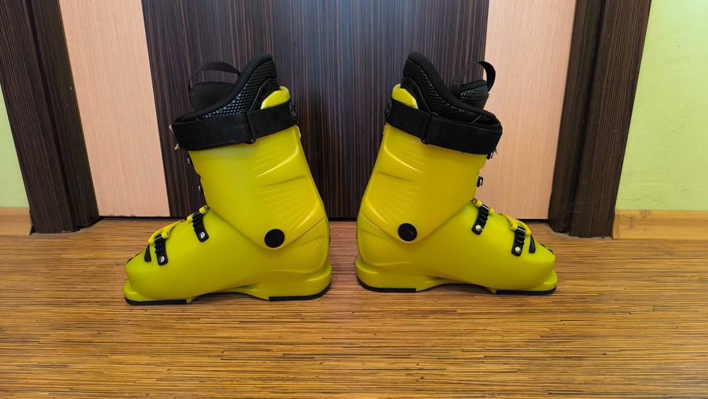 Детски ски обувки Fischer RC4 70 Thermoshape 23,5