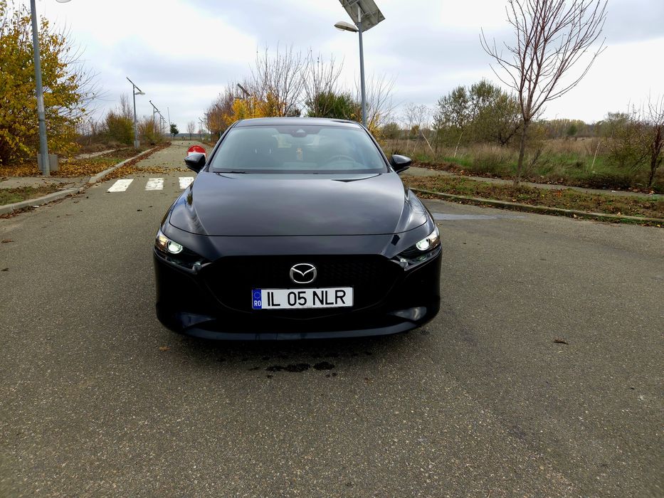 Vând Mazda 3 SKYACTIV-G 2019