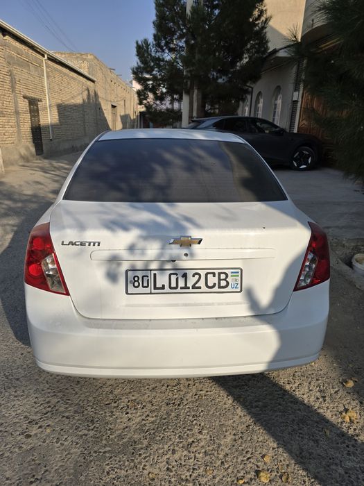 Жентра срочни сотилади 22 йил 55000 пробег автомат шумка килинганкилин