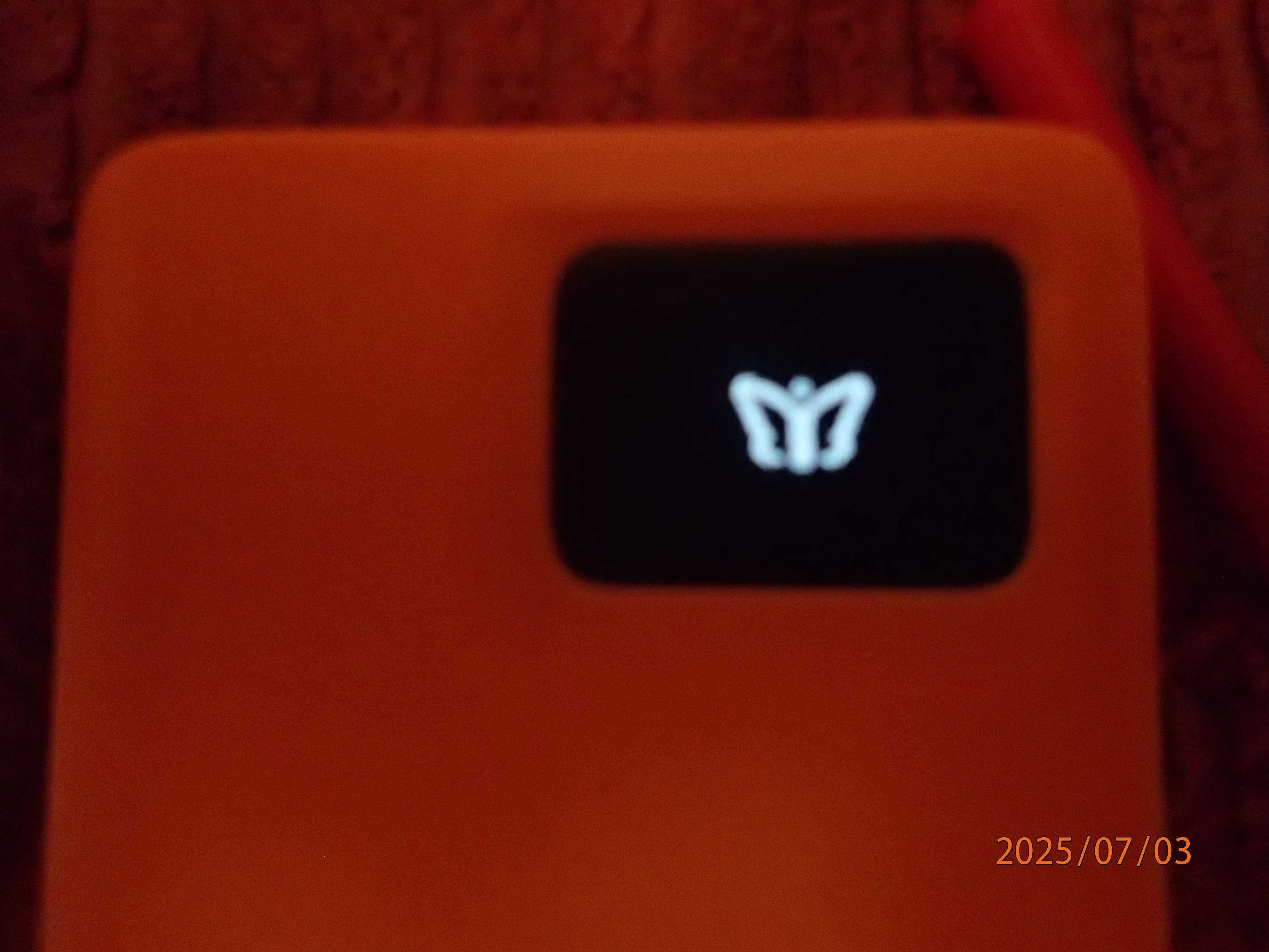 Router/hotspot portabil cu tehnologie SIM virtuală Roam-ON R10-4G Mifi