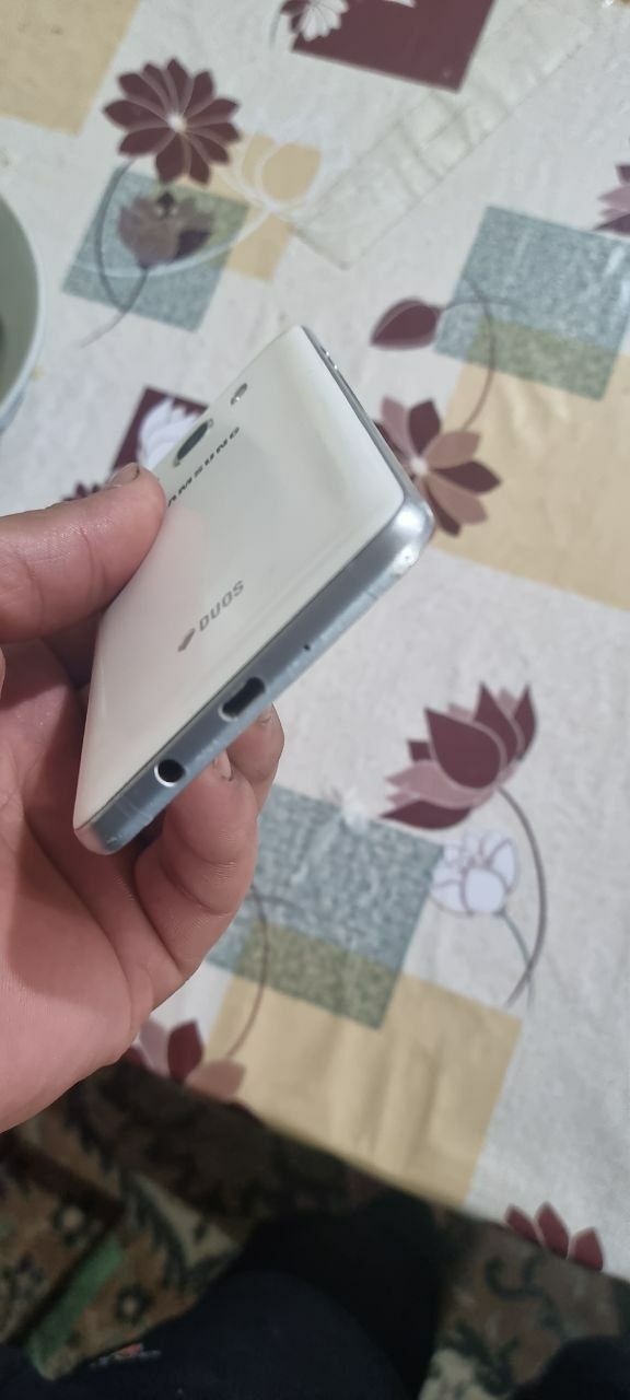 Samsung j 5 rasmla òzinki