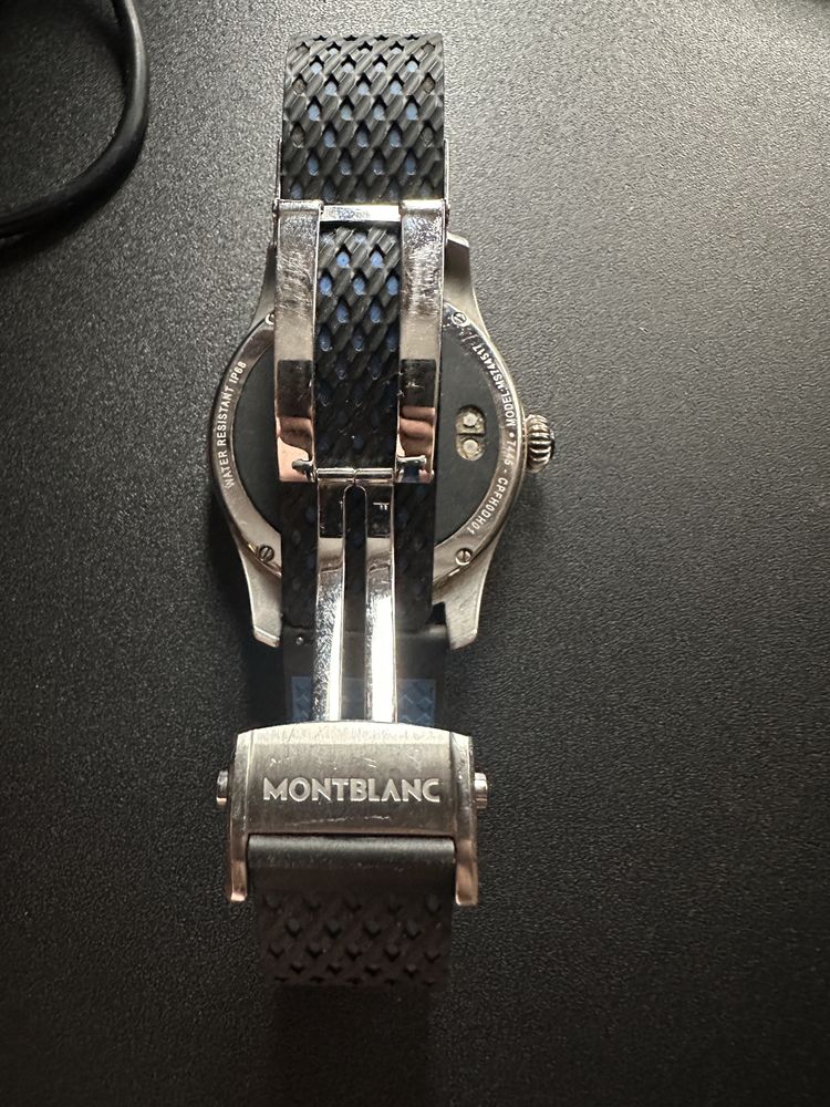 Смарт часовник Montblanc Summit