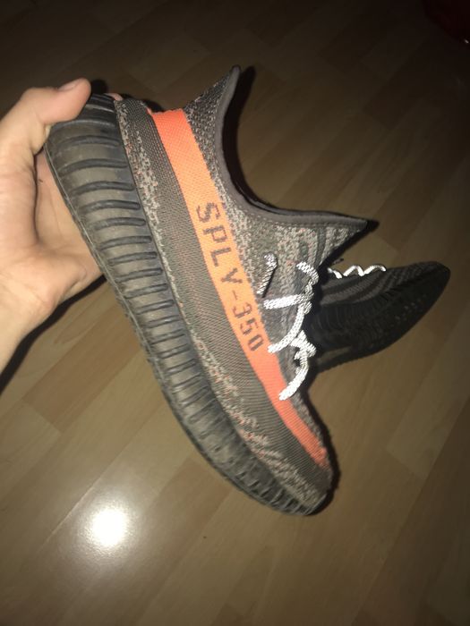 Papuci yezzy marime 43