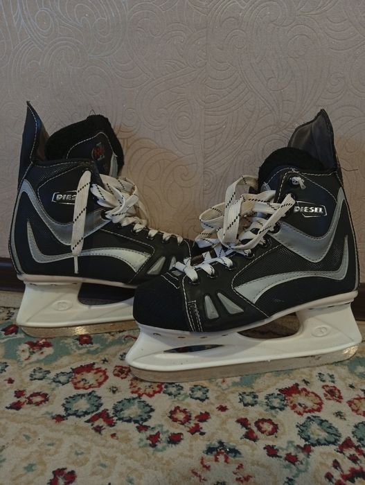 Коньки сатылады жаксы состояние да размер 39