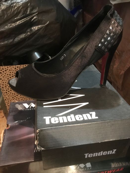 Обувки- 7 чифта елегатни