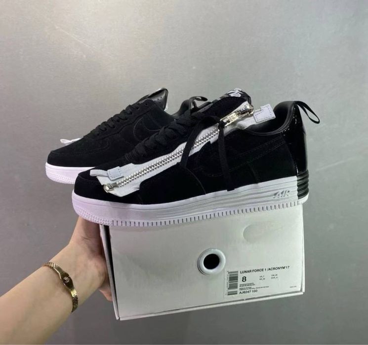 Nike air foce acronym 42 size