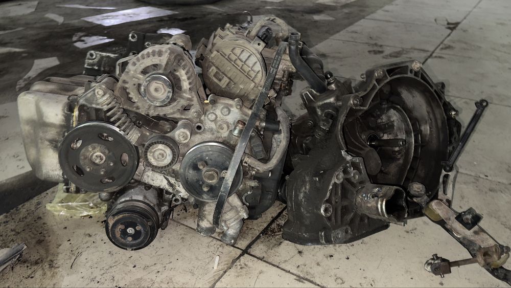 Продам двигатель с коробкой Opel Z12xer обьем 1.2