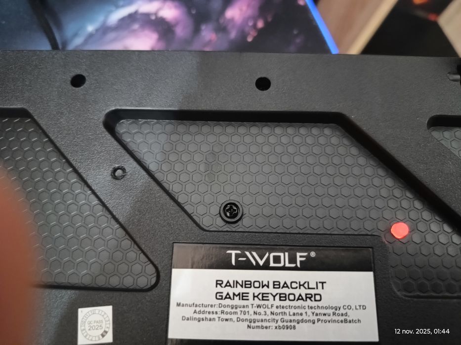 Tastatură Gaming T-WOLF Rainbow Backlit + Mouse White shark gaming