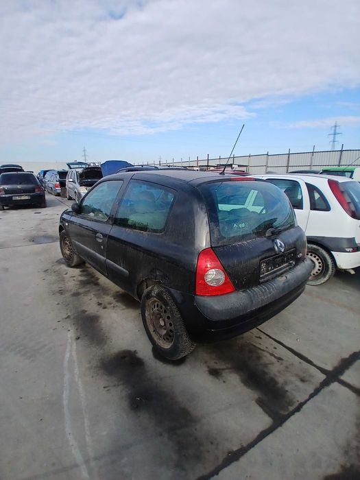 Dezmembram Renault Clio