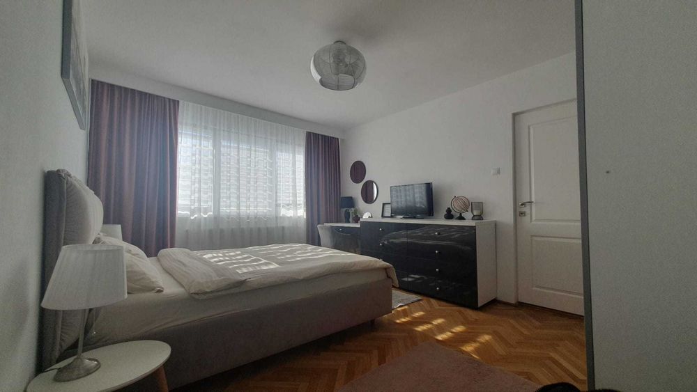 Astra-Planete|Garsoniera|Bloc de apartamente|Mobilata-utilata complet