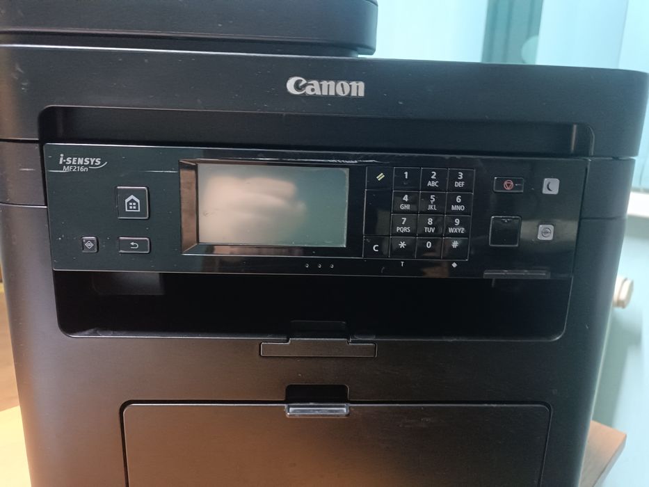 Продам МФУ Canon 216