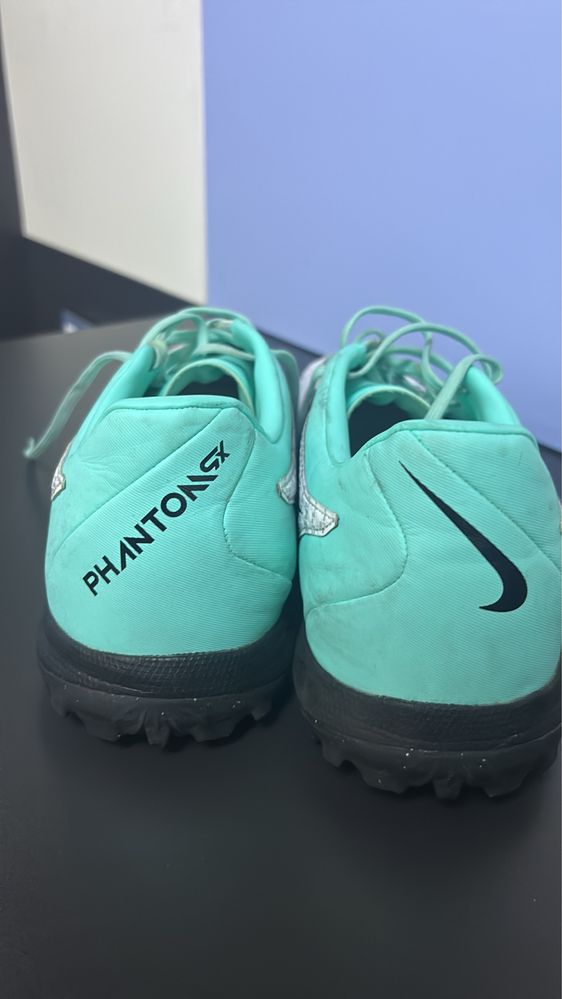 Продавам стоножки nike!