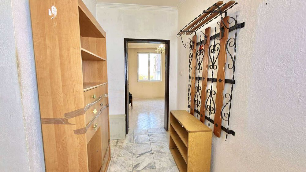 Тристаен апартамент в Обеля 2