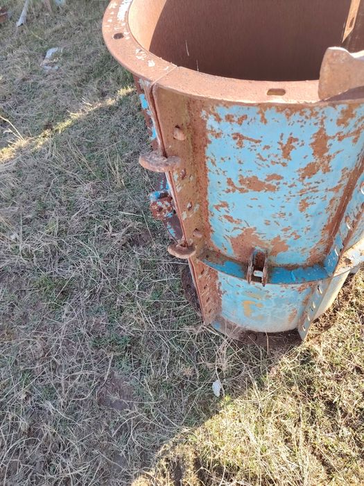 Vind cofraje pentru stilp de beton pe rotund diametru de 600 mm