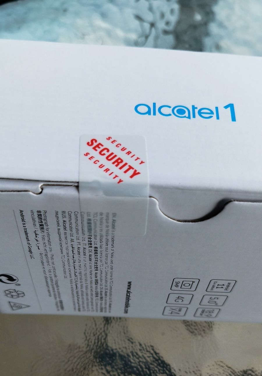 Продавам нов смартфон Alcatel 1