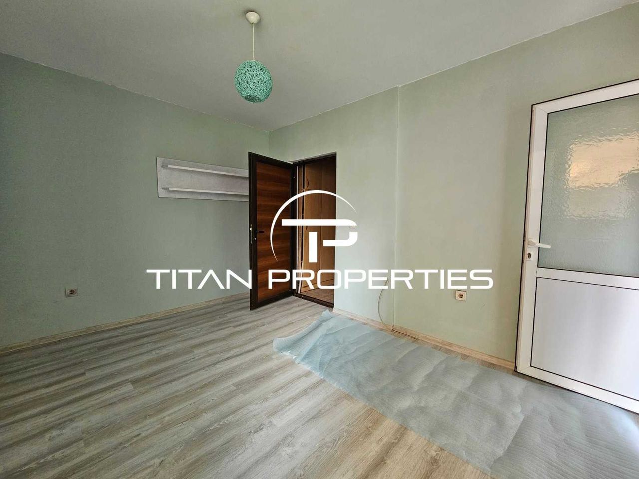 Продава се Двустаен апартамент в Варна, Виница - 35 кв.м за 1515 €/кв.м - Снимка #2