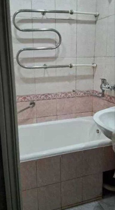 Продаётся 1в2/1/4 на Юнусабад 10 квартал