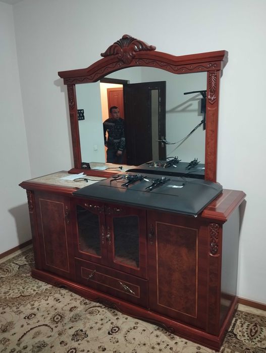 Стенка и камод . Продам . Б/у