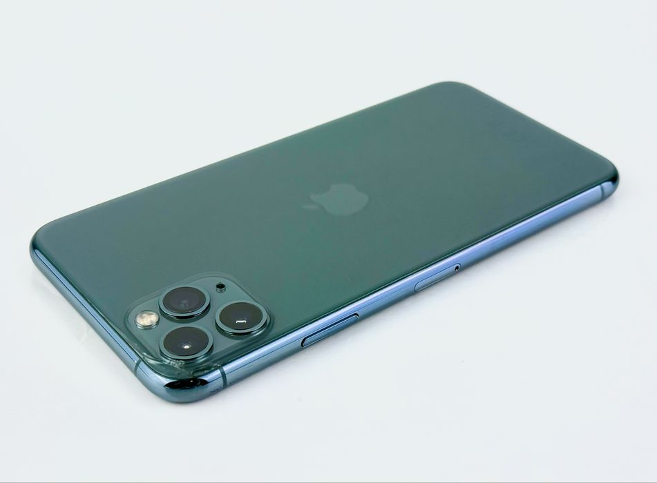 Apple iPhone 11 Pro Max 256GB Midnight Green Отличен!