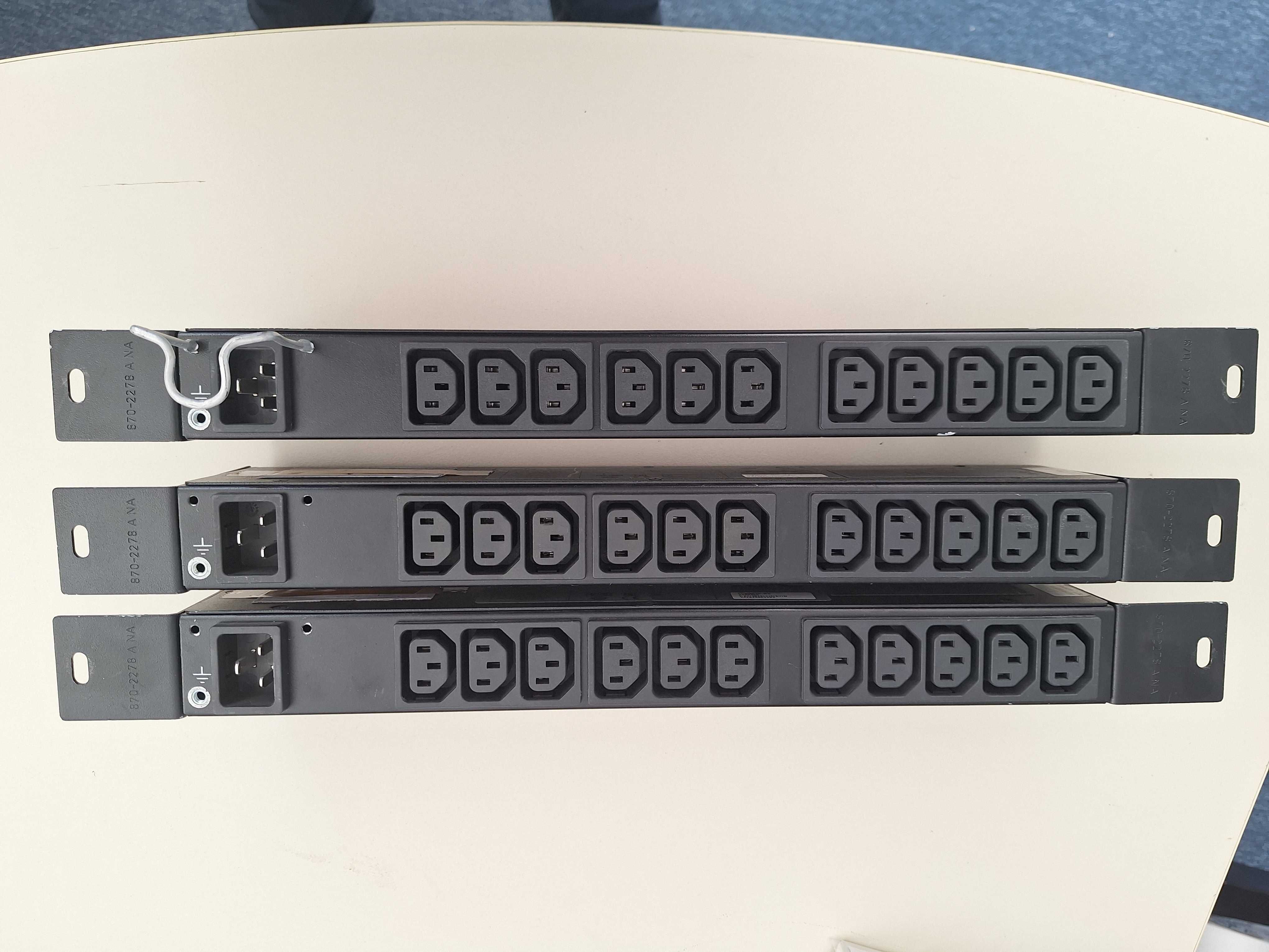 PDU APC AP6020A NetShelter Basic Rack PDU, 0U, 1PH, 3.3kW rack server