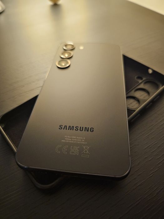 Samsung Galaxy S23 5G 128GB Negru ca nou