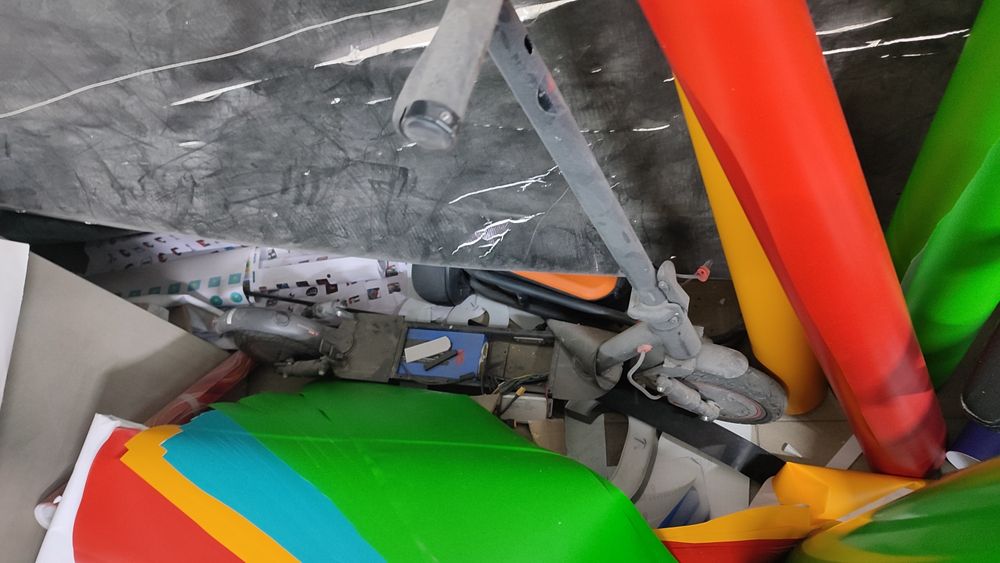 Продам самокат на запчасти