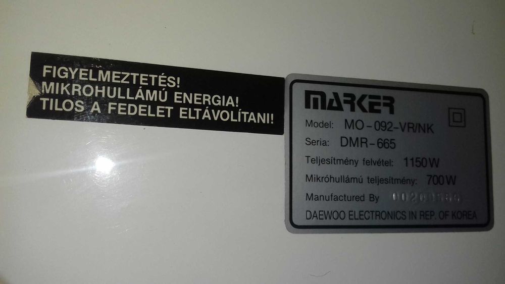 Cuptor cu microunde afisaj comanda electronica MARKER-1150W si unul LG