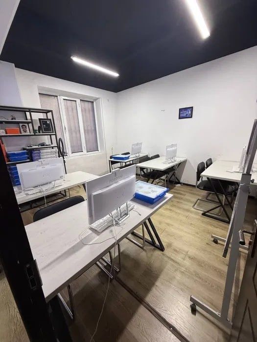 Шайхонтохур ор дружба народов 50м² 1этаж 2комнаты 2линия  есть депозит