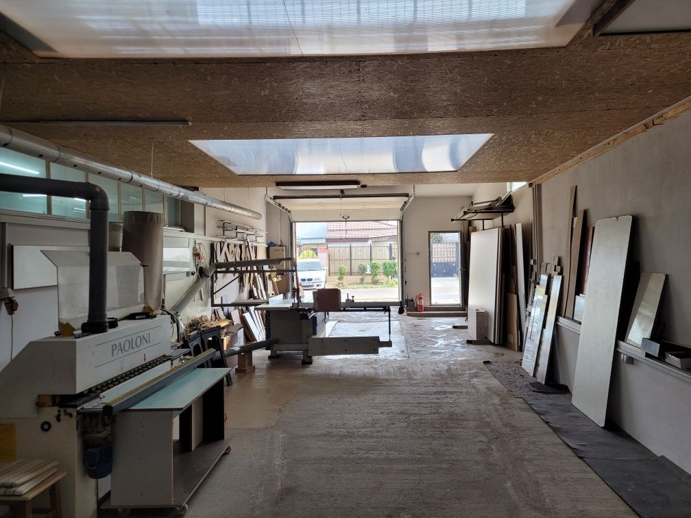 Vând atelier mobila complet 100mp