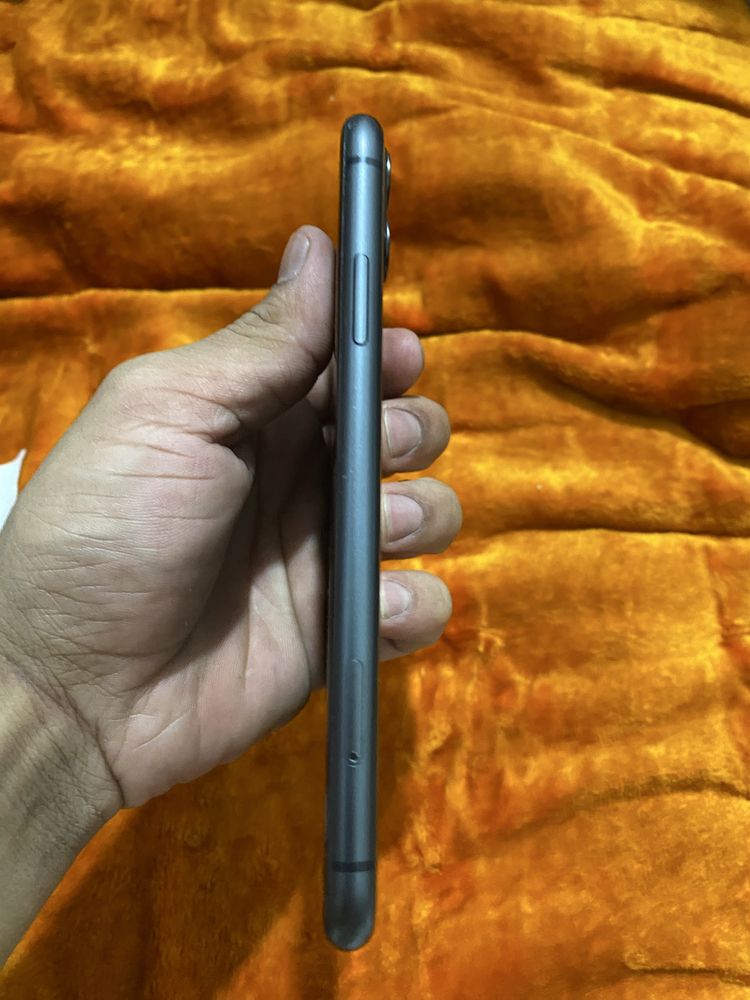 Iphone 11 garantiyasi bor