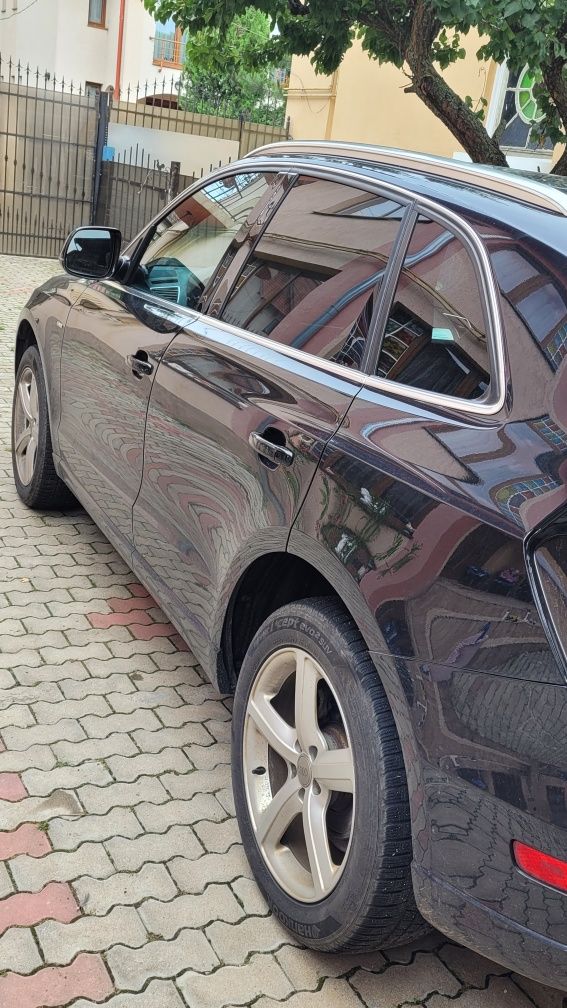 Vand Audi Q5 2.0