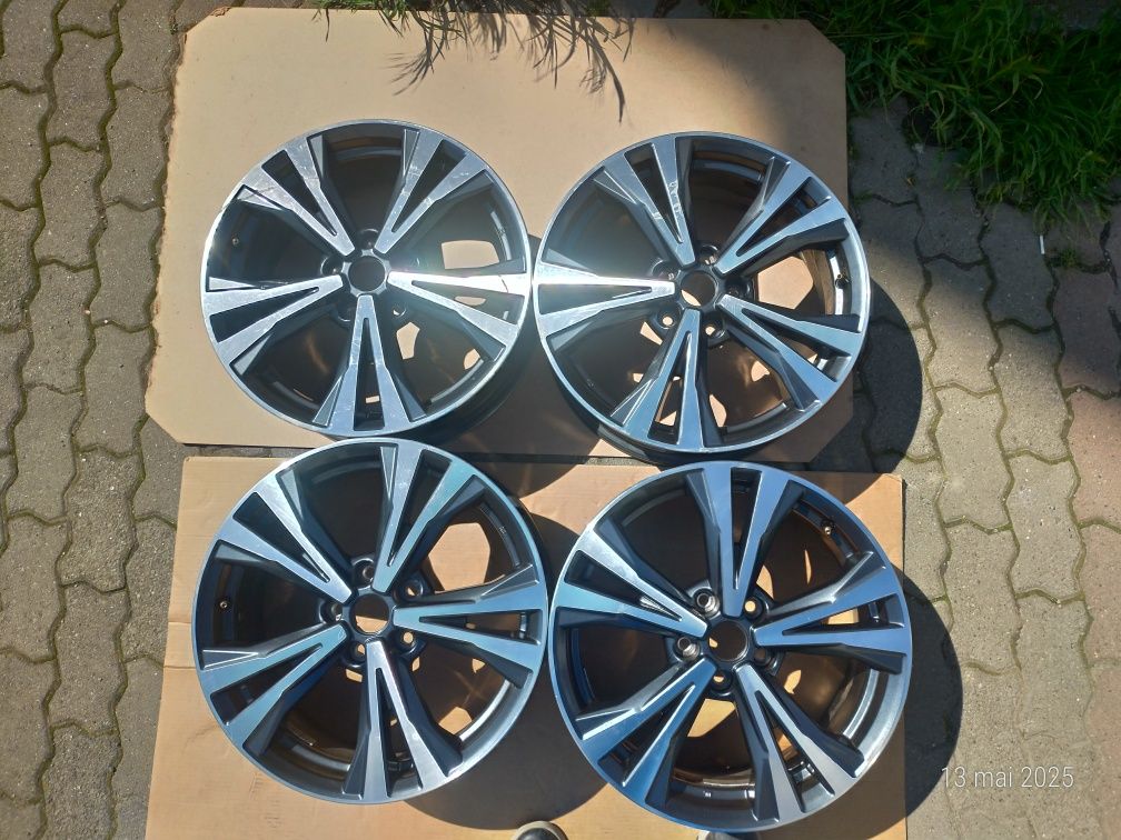 Set 4 bucăți jante Nissan 18 inch originale