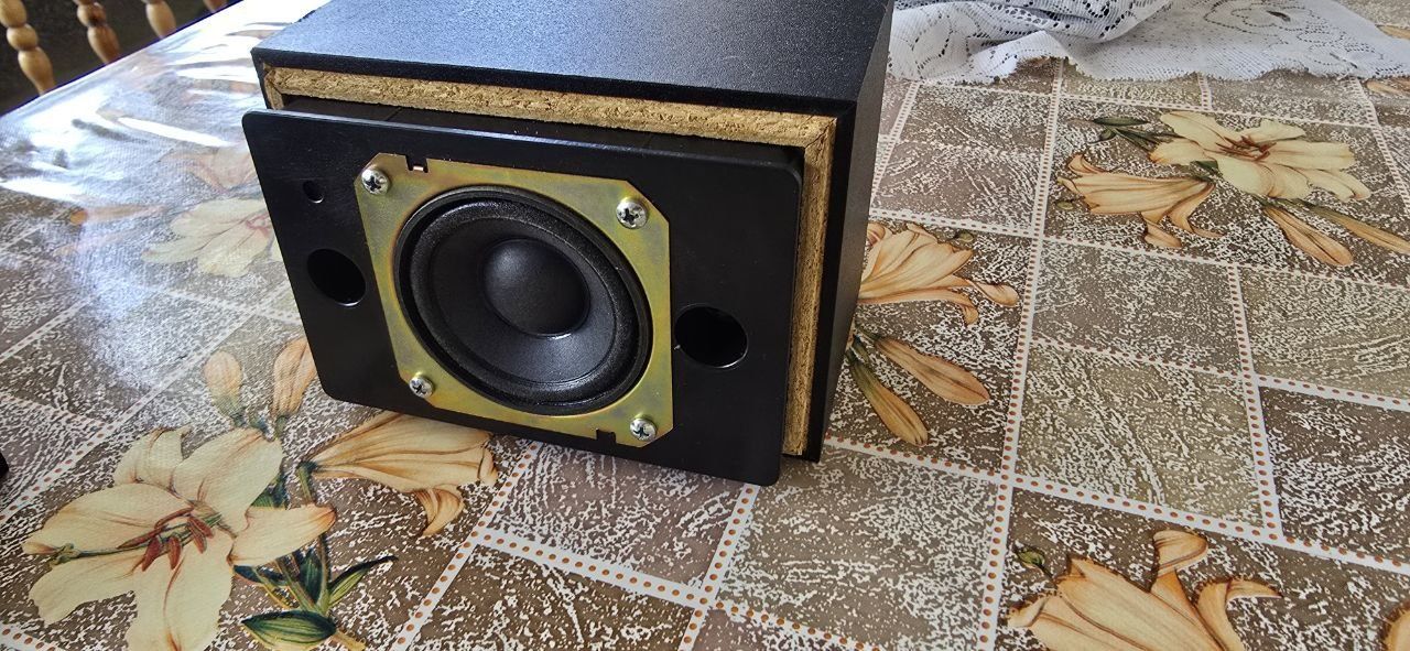 Калонка Technics made in Japan
