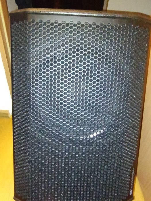 Vand dB Technologies SUB 612 2000 ron